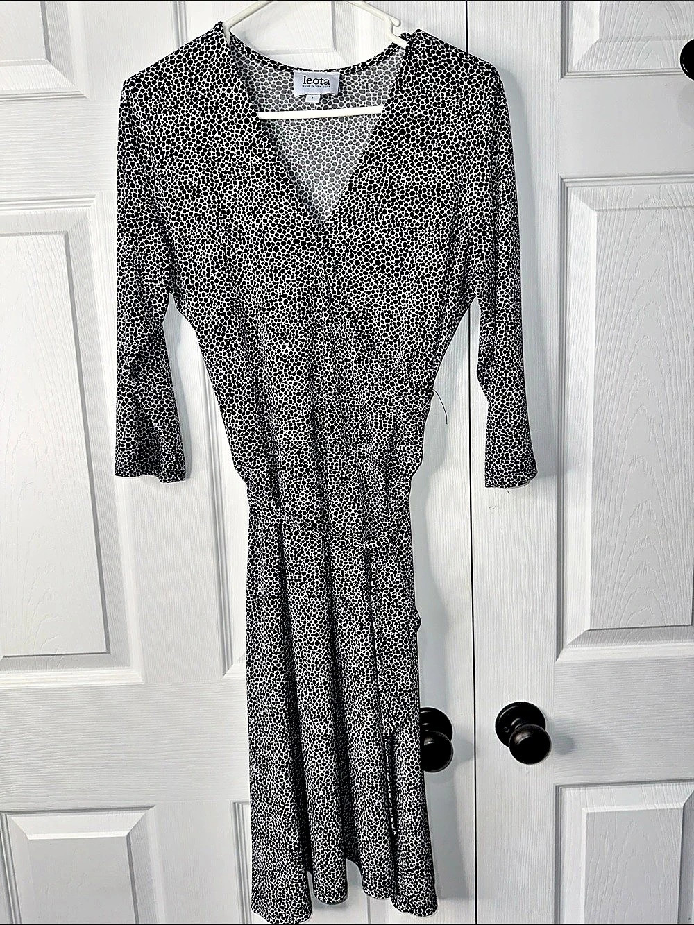 Leota Animal Print Midi Dress Size Large Like New